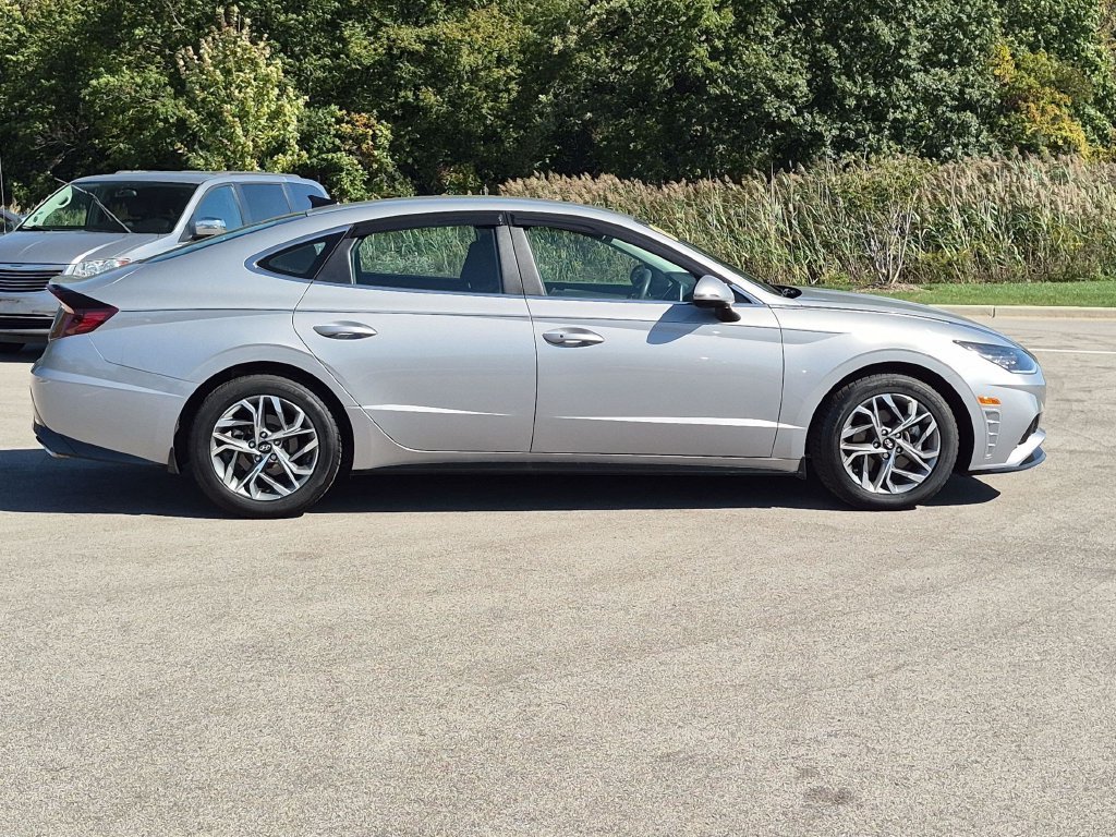 Certified Used 2023 Silver Hyundai SEL image 8