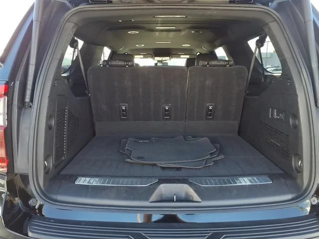 Used 2025 Onyx Black GMC Denali image 7