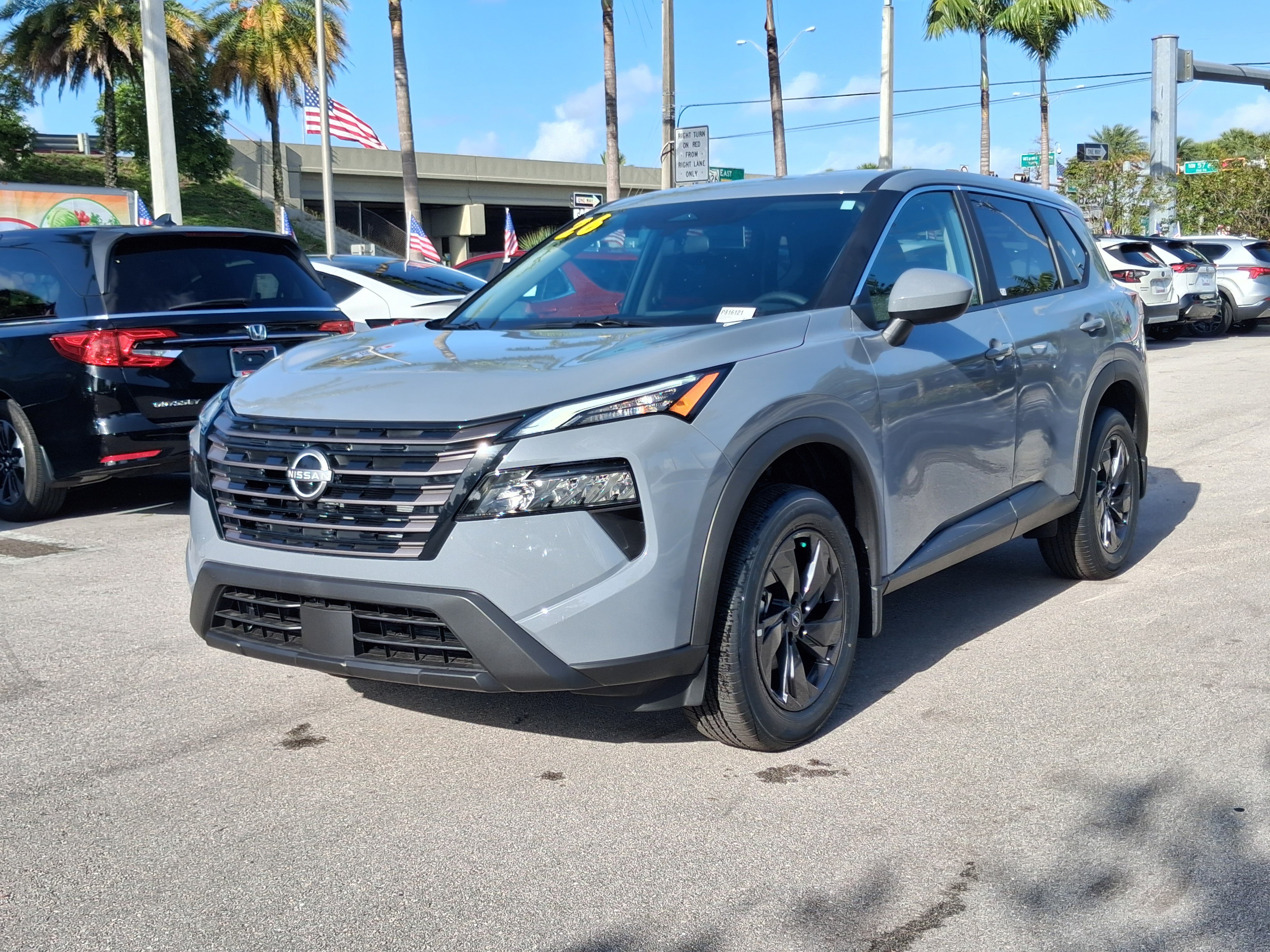 Used 2026 Gray Nissan SV image 3