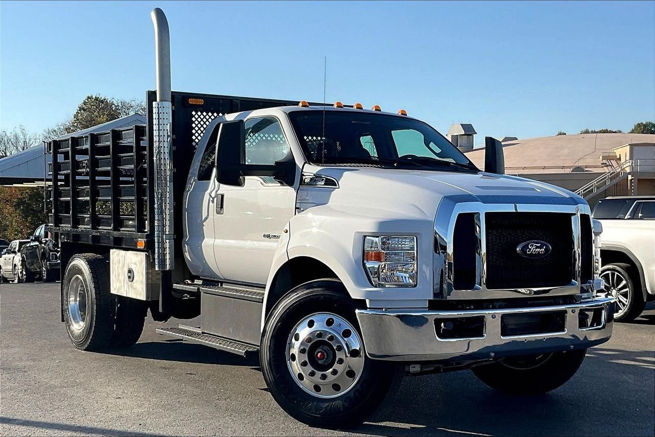 Used 2021 OXFORD WHITE Ford EXTENDED CAB CHASSIS-CAB image 33