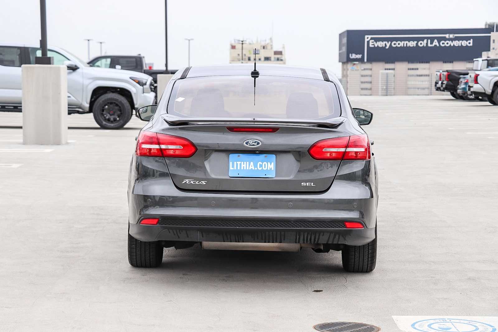 Used 2018 Magnetic Metallic Ford SEL image 5