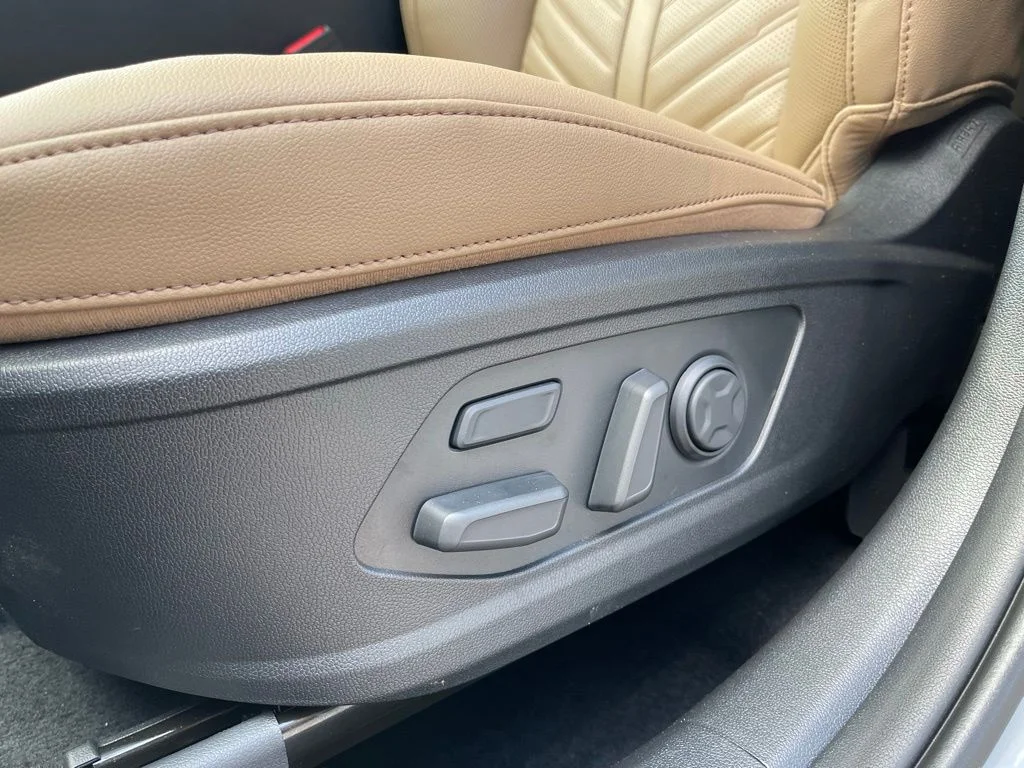 New 2026 Gray Kia X-Line SX image 26