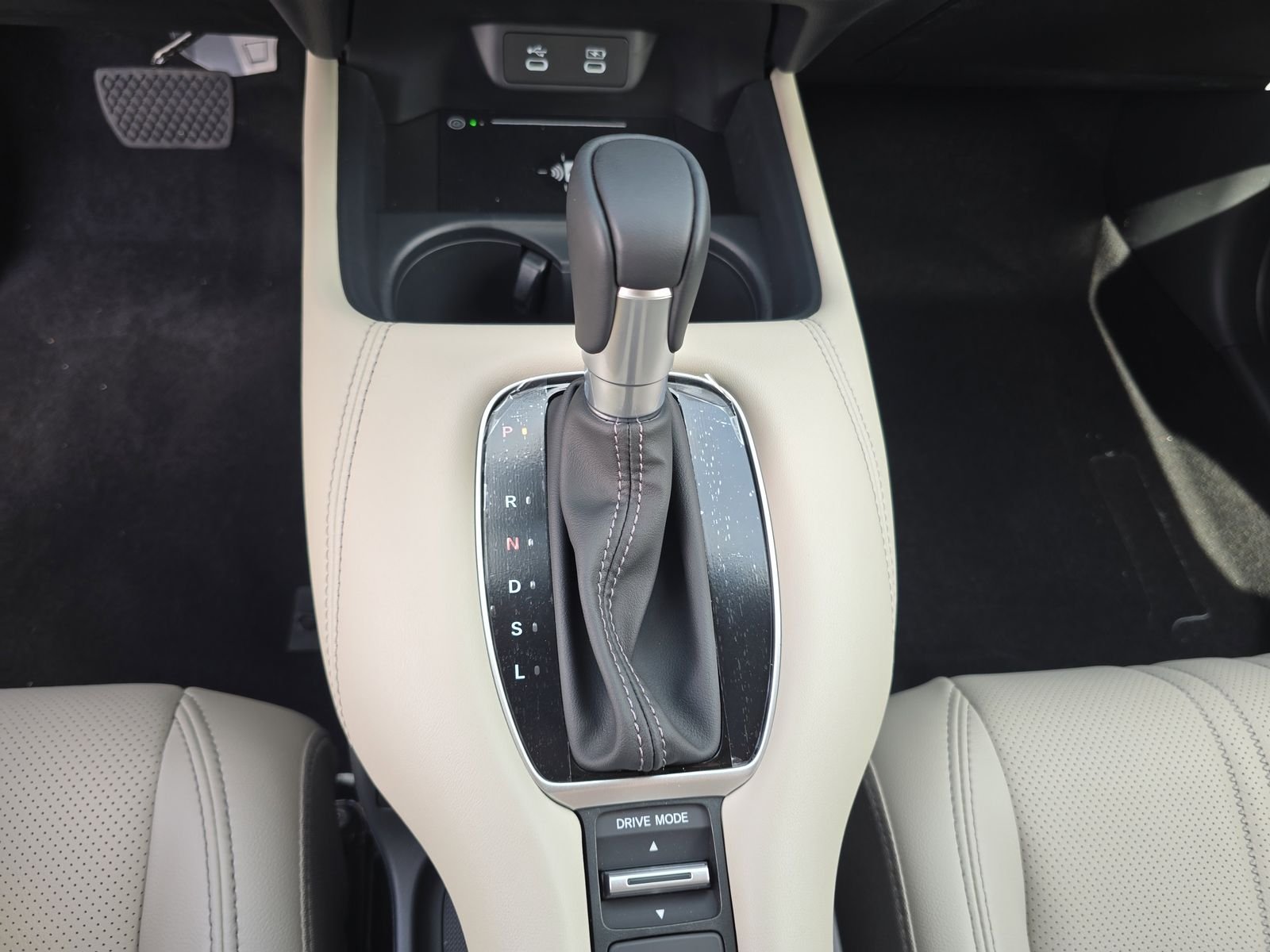 New 2027 Platinum White Pearl Honda EX-L image 20
