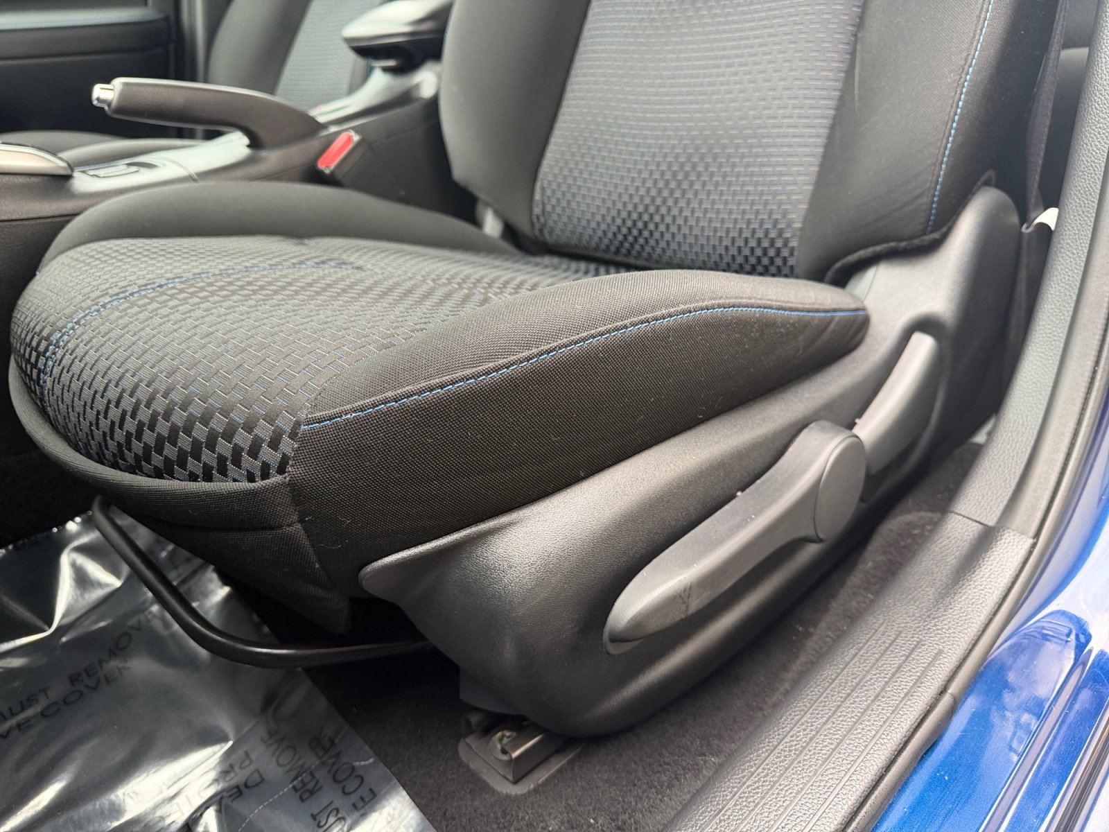Used 2018 Deep Blue Pearl Nissan SR image 9