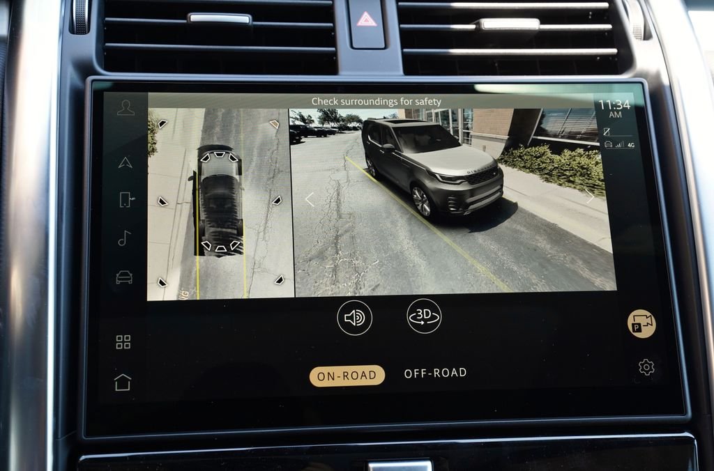 New 2026 Santorini Black Land Rover Dynamic SE image 28