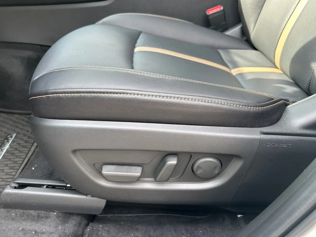 2025 Mazda CX-90 Premium Plus Package - Photo 17