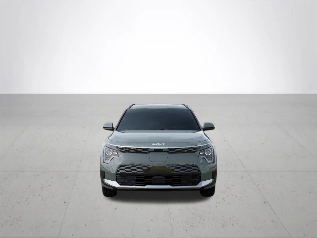 New 2026 Green Kia Wind image 2