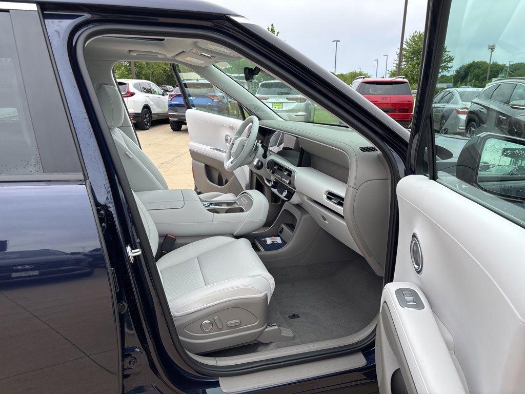 New 2026  Hyundai SEL Premium FWD image 32