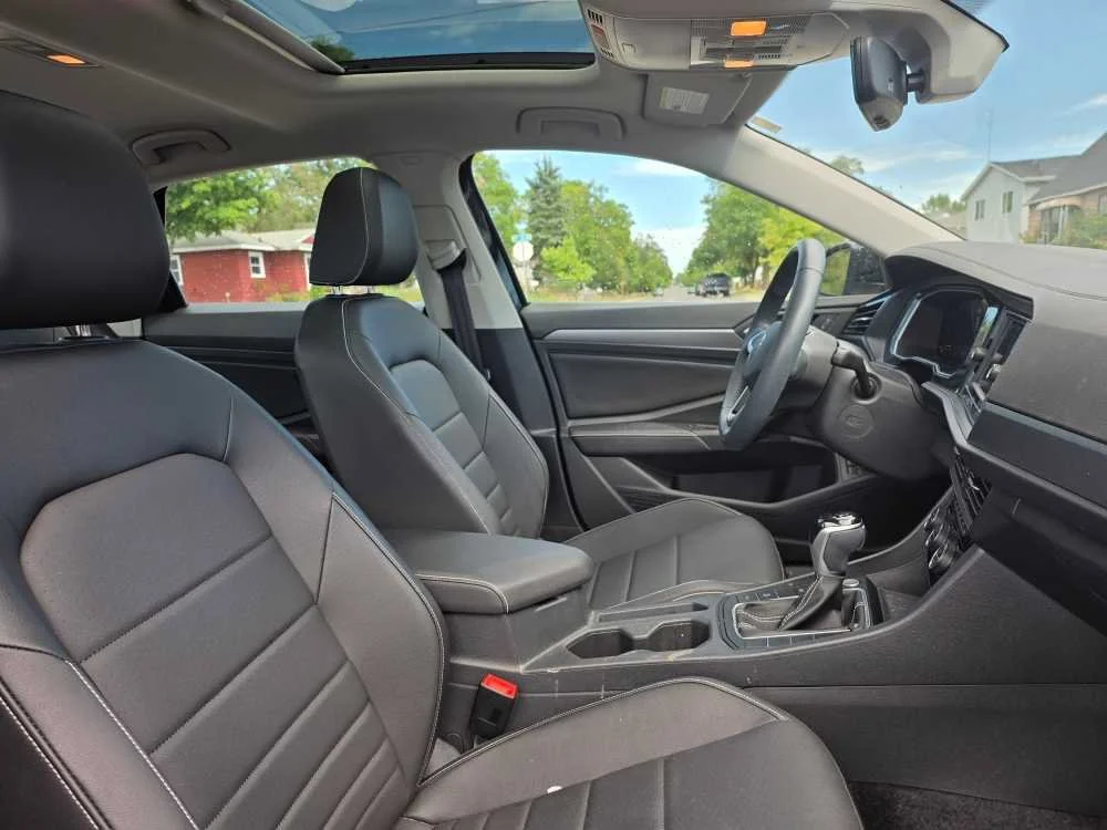 Certified Used 2024 Black Volkswagen SE image 8