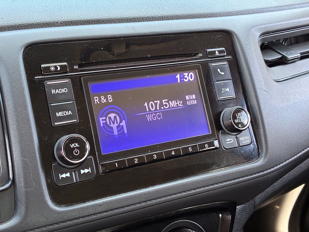 Used 2022  Honda LX image 16