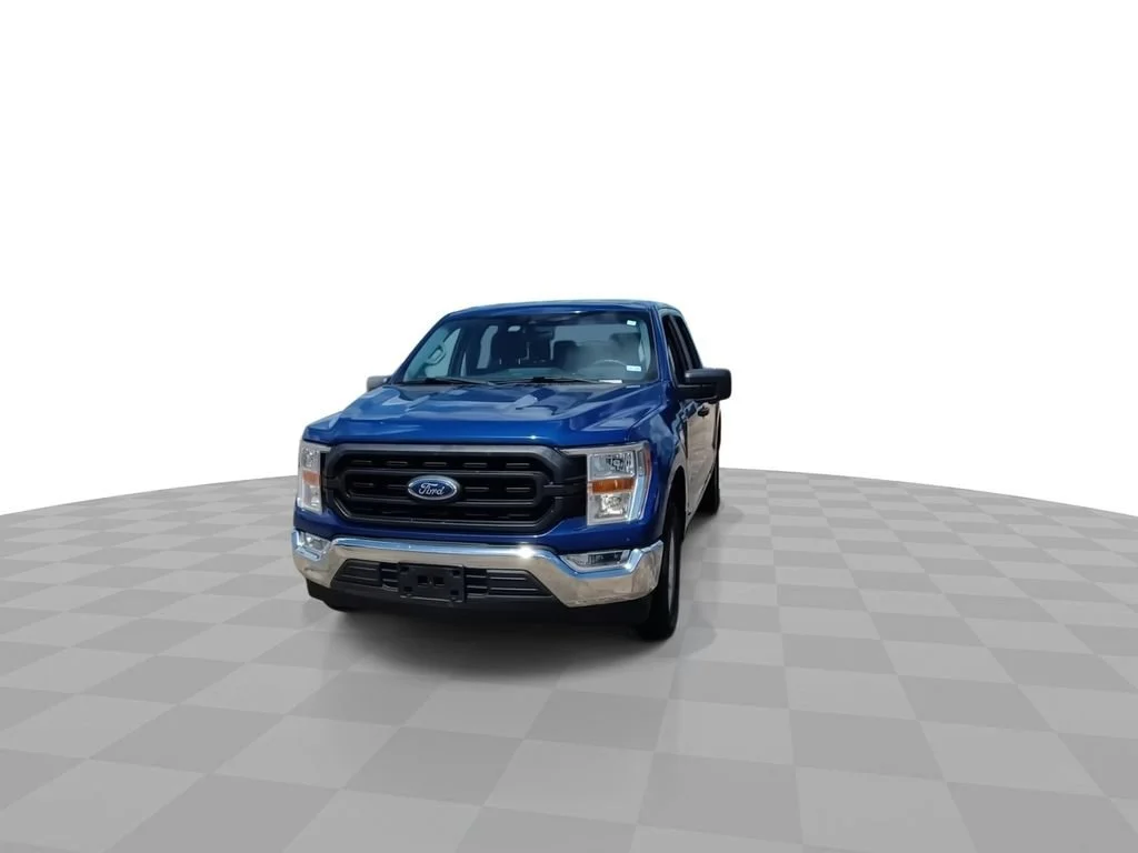 Used 2022 Blue Ford XL image 3