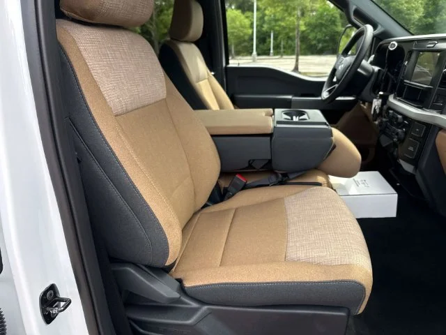 New 2026 Oxford White Ford F-350® XLT image 40