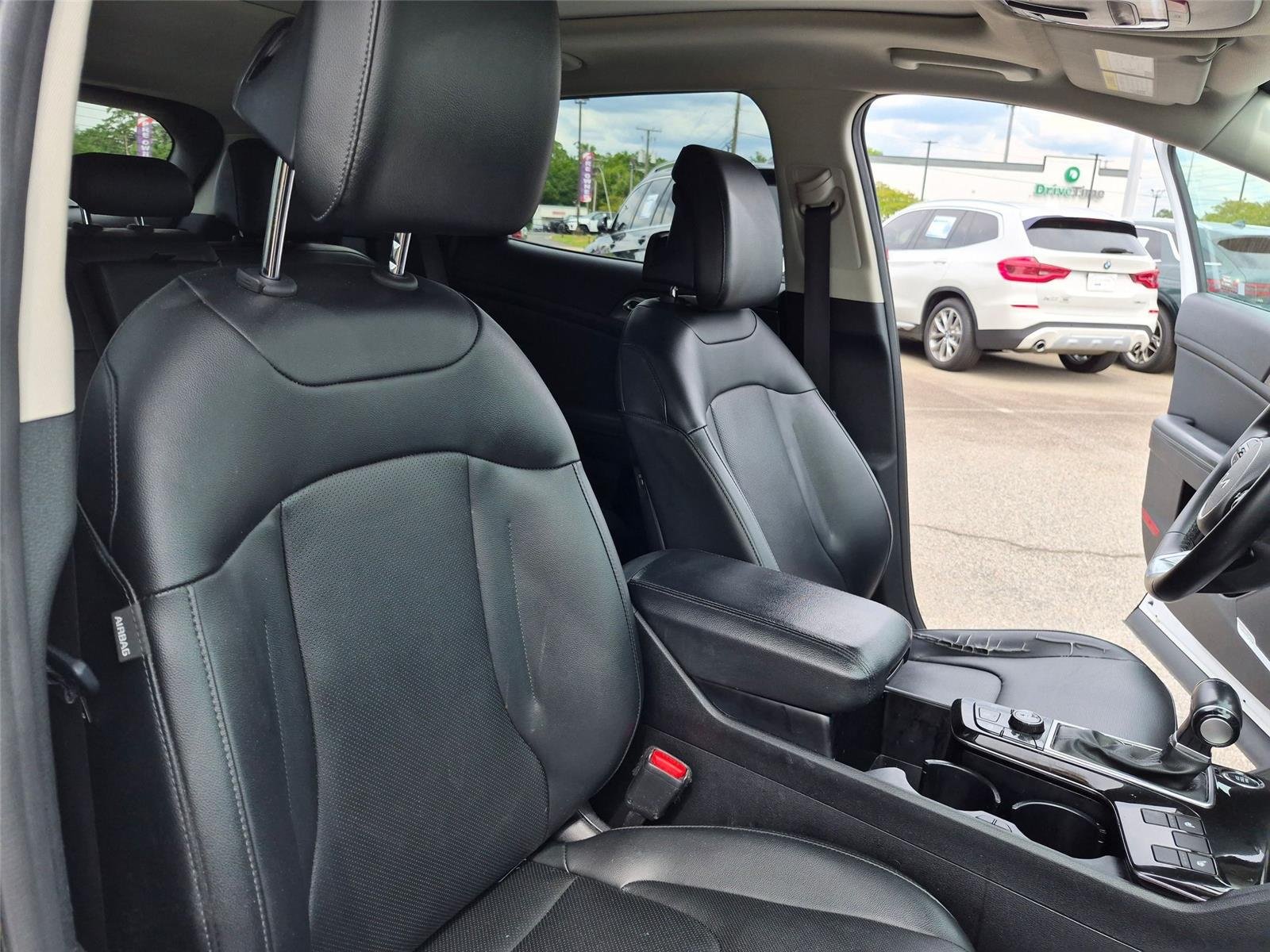 Used 2023 Glacial White Pearl Kia SX image 33