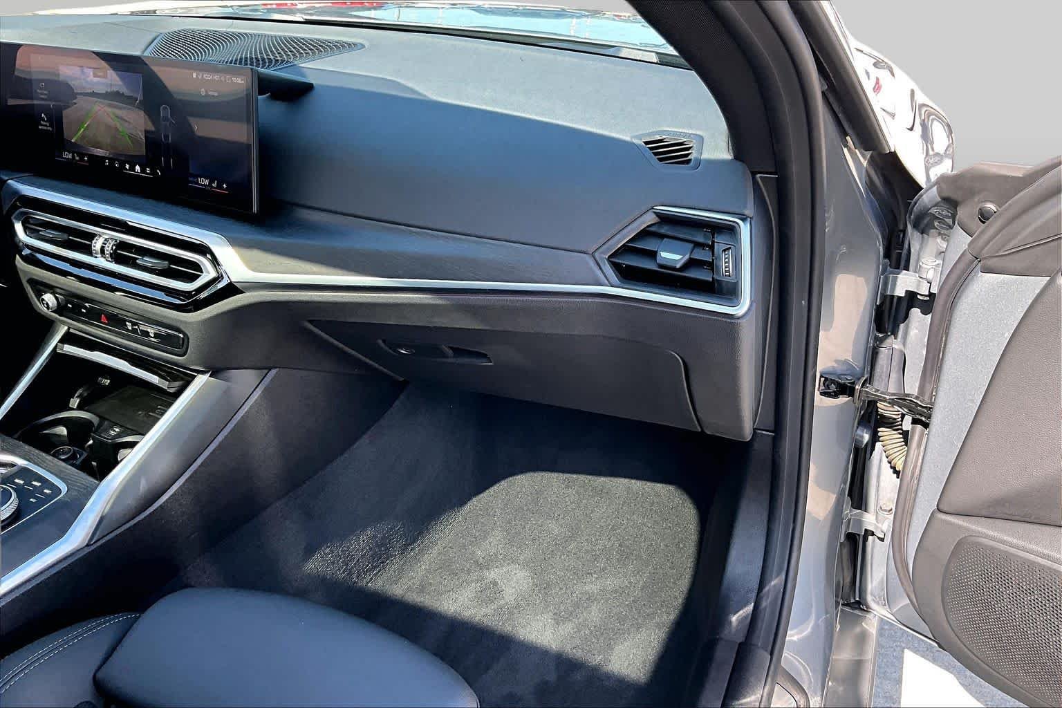 Used 2024 Skyscraper Grey Metallic BMW eDrive35 image 18