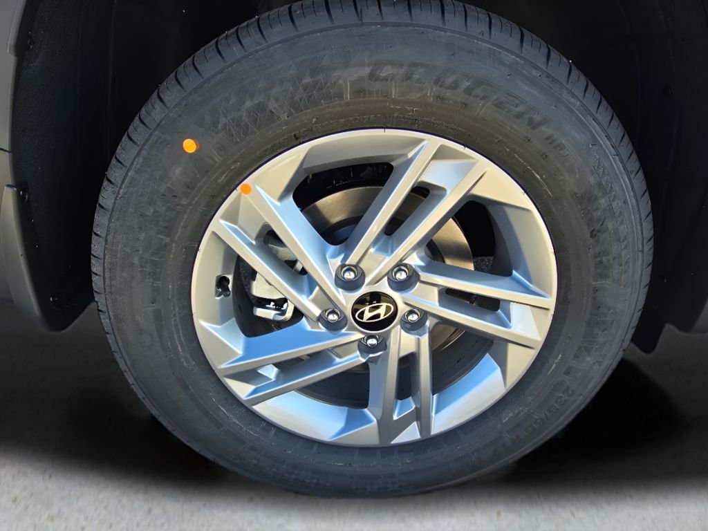 Used 2026 Hampton Gray Hyundai SE image 10