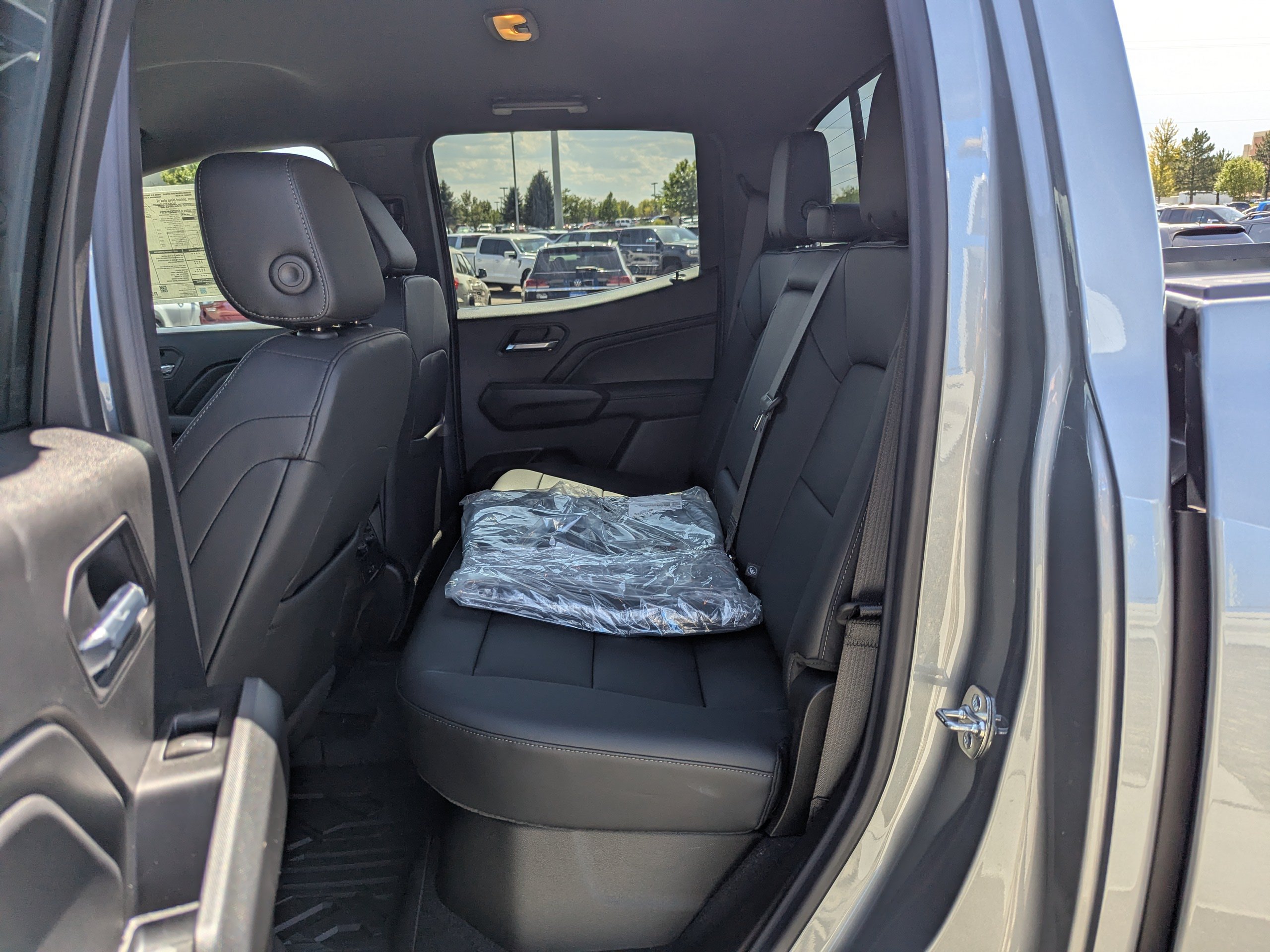 New 2026 Sterling Gray Metallic Chevrolet LT image 32