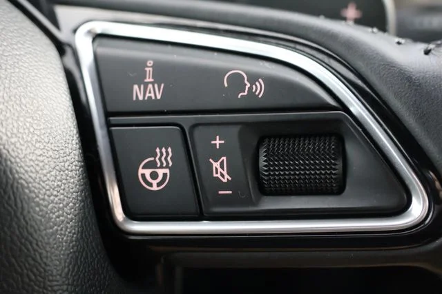 Used 2015 Black Audi 3.0T Prestige image 12