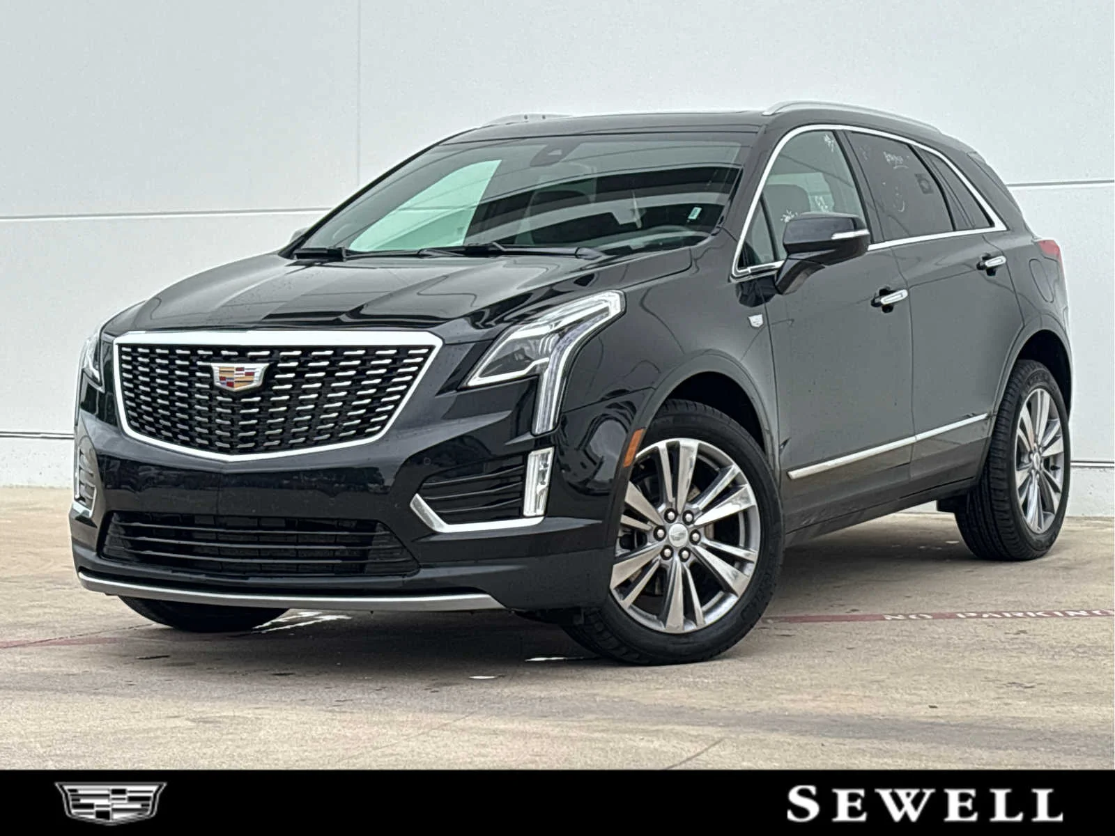 2025 Cadillac XT5 FWD Premium Luxury's photo