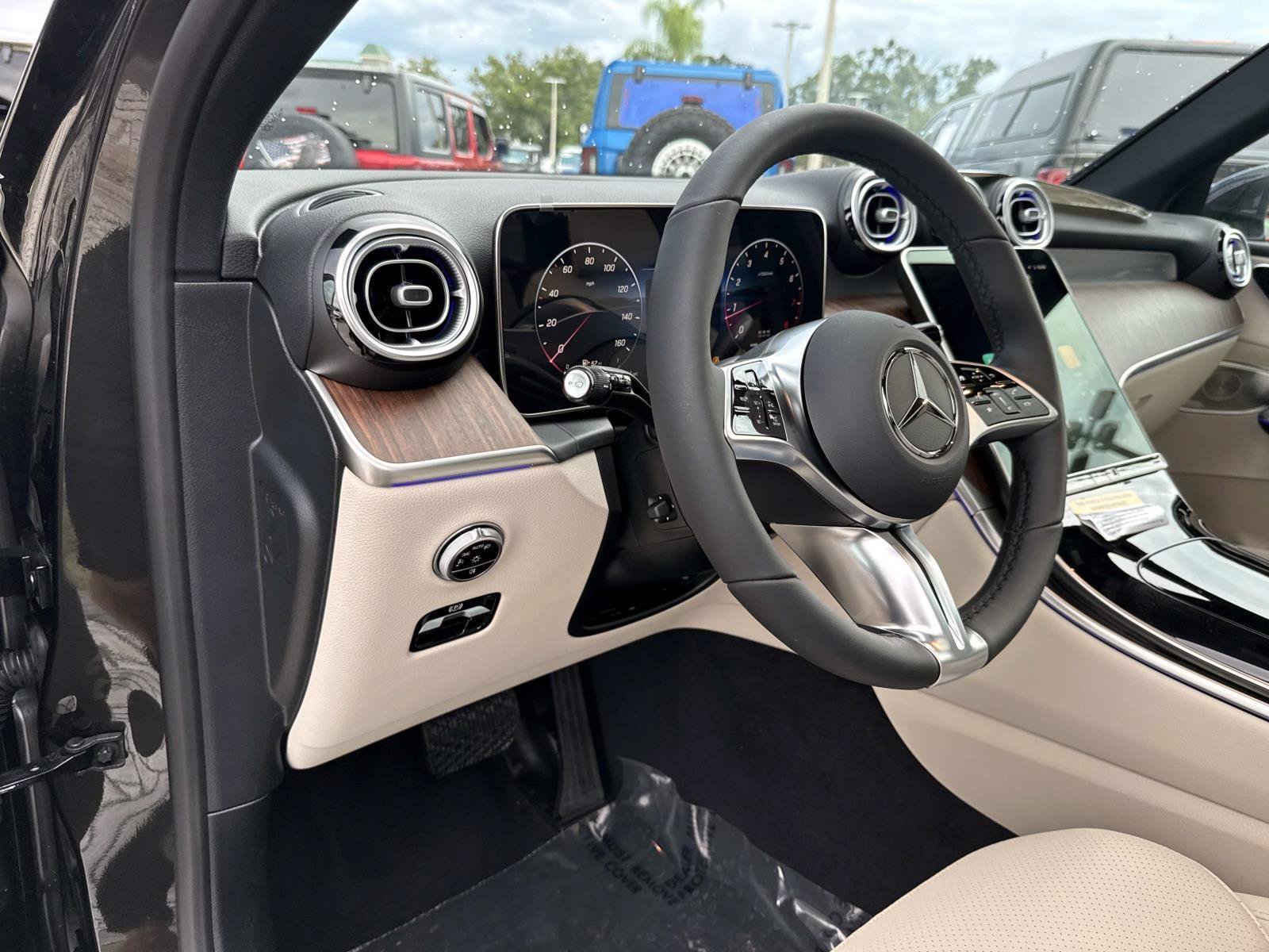 New 2027 Gray Metallic Mercedes-Benz 300 SUV image 19