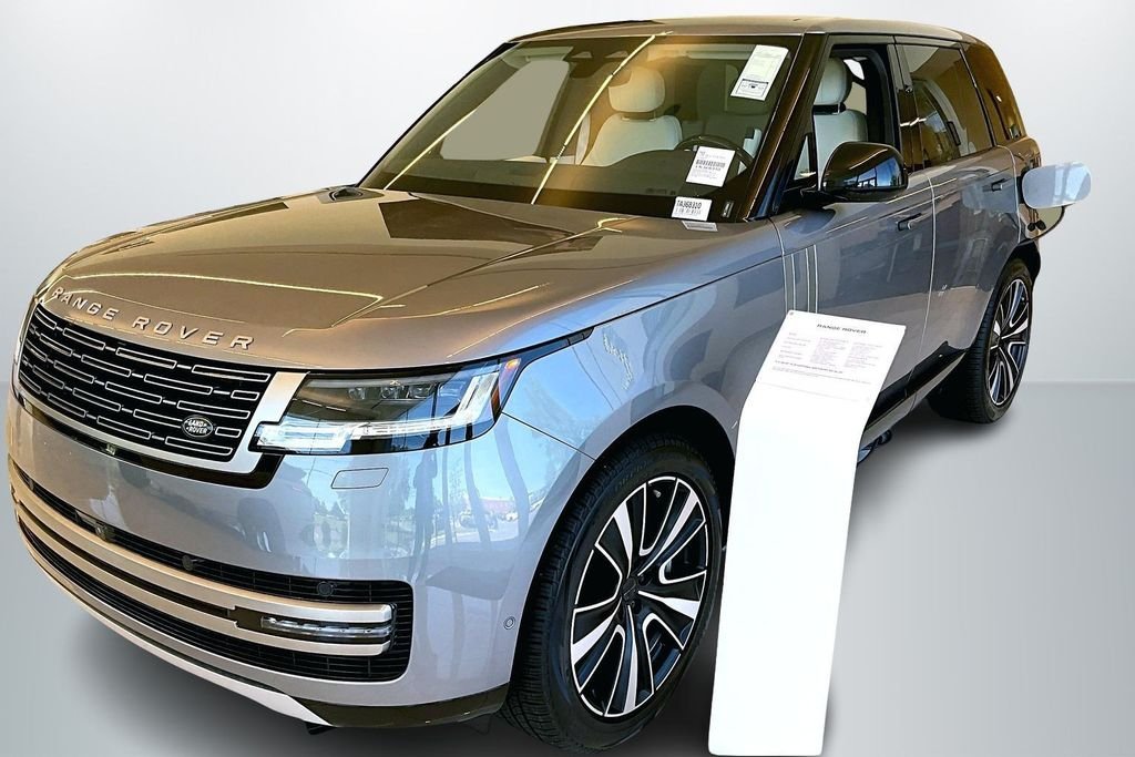 New 2026 Eiger Grey Land Rover SE image 1