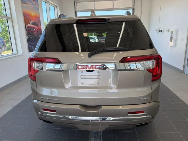 Used 2022 Gray GMC Denali image 8