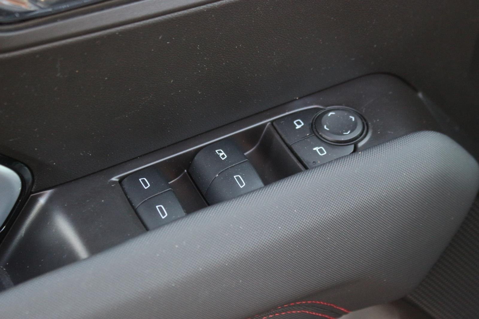 Used 2024 Black Chevrolet Z71 image 13