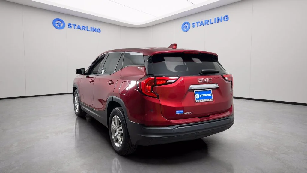 Used 2020 RED QUARTZ TINTCOAT GMC SLE image 6