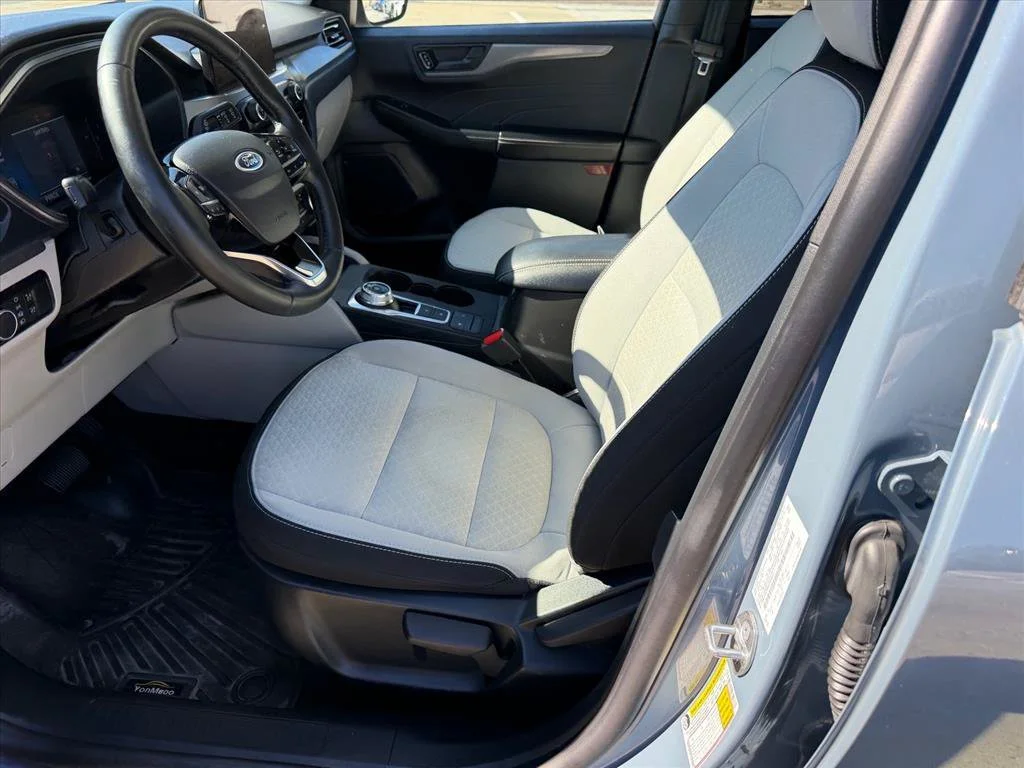 Used 2025 Blue Ford Active image 10