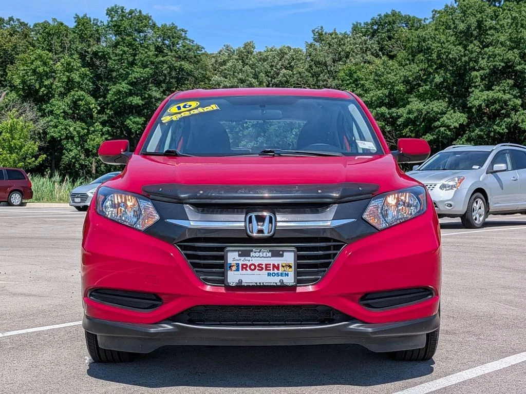 Used 2016  Honda LX image 2