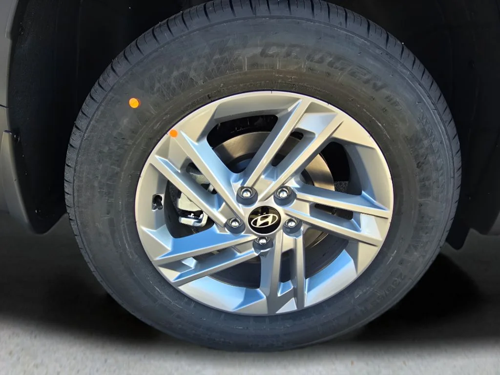 Used 2026 Hampton Gray Hyundai SE image 10