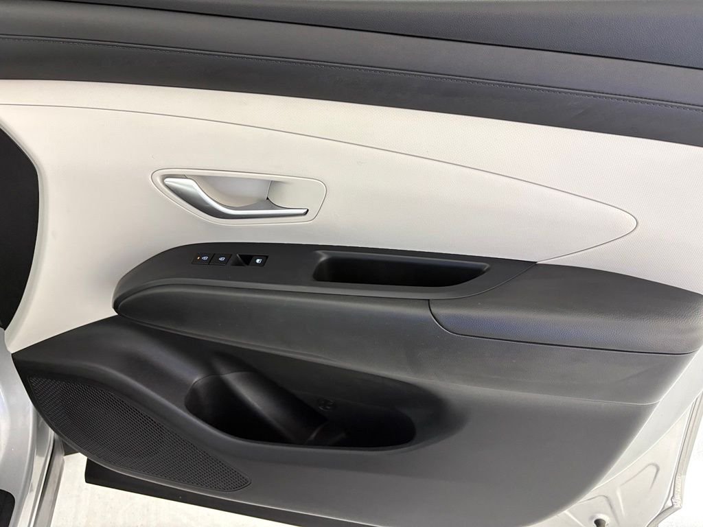 Used 2025 Silver Hyundai SEL image 44