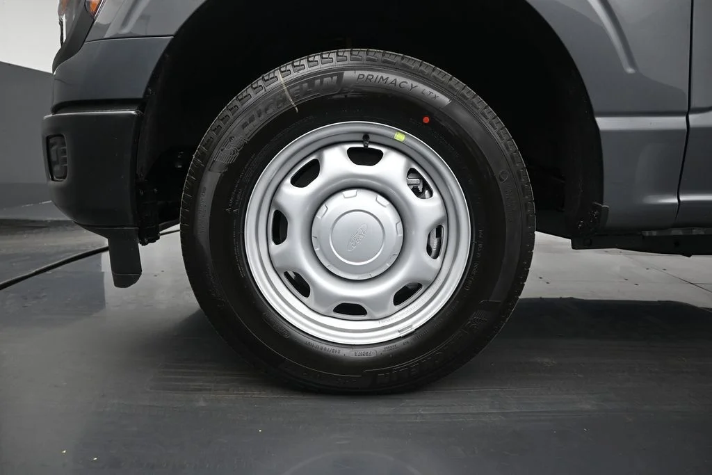 New 2026 Gray Ford XL image 19