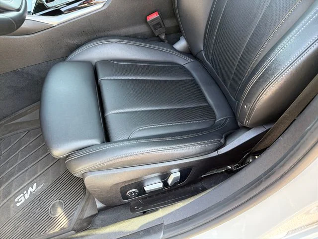 2023 BMW 3 Series 330i - Photo 21