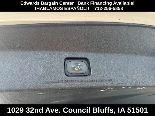 Used 2013 White Ford Limited image 12