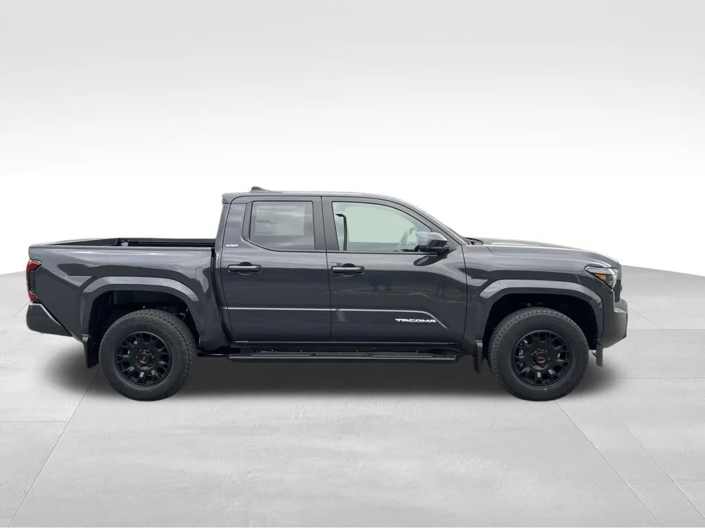 New 2026 Underground Toyota SR5 image 6