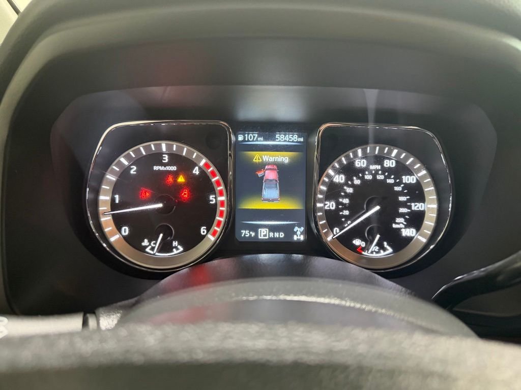 Used 2016 Red Nissan Platinum Reserve image 20
