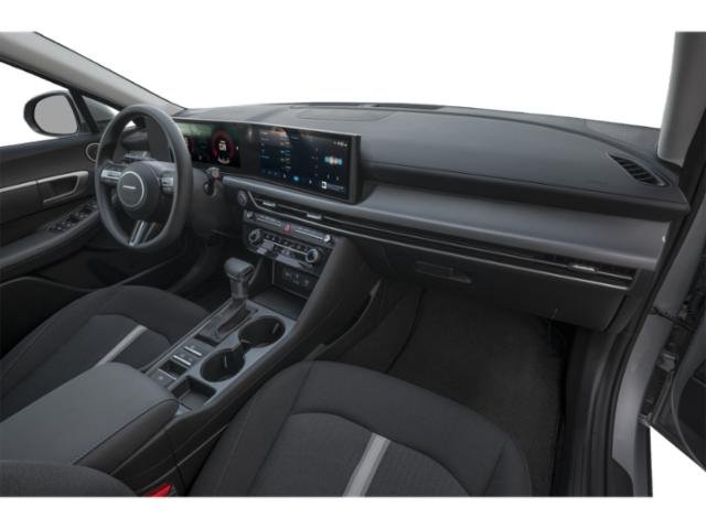 New 2027 Aero Silver Hyundai SE image 14