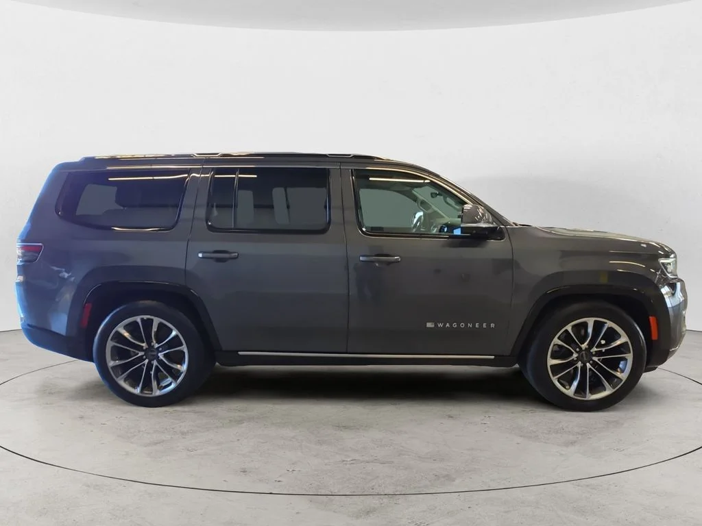 Used 2022 Gray Jeep Series III image 4
