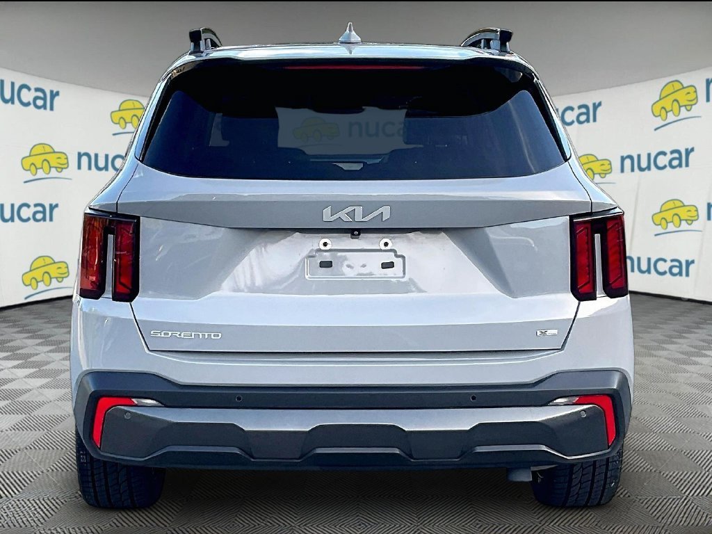 Used 2024 Gray Kia X-Line EX image 5