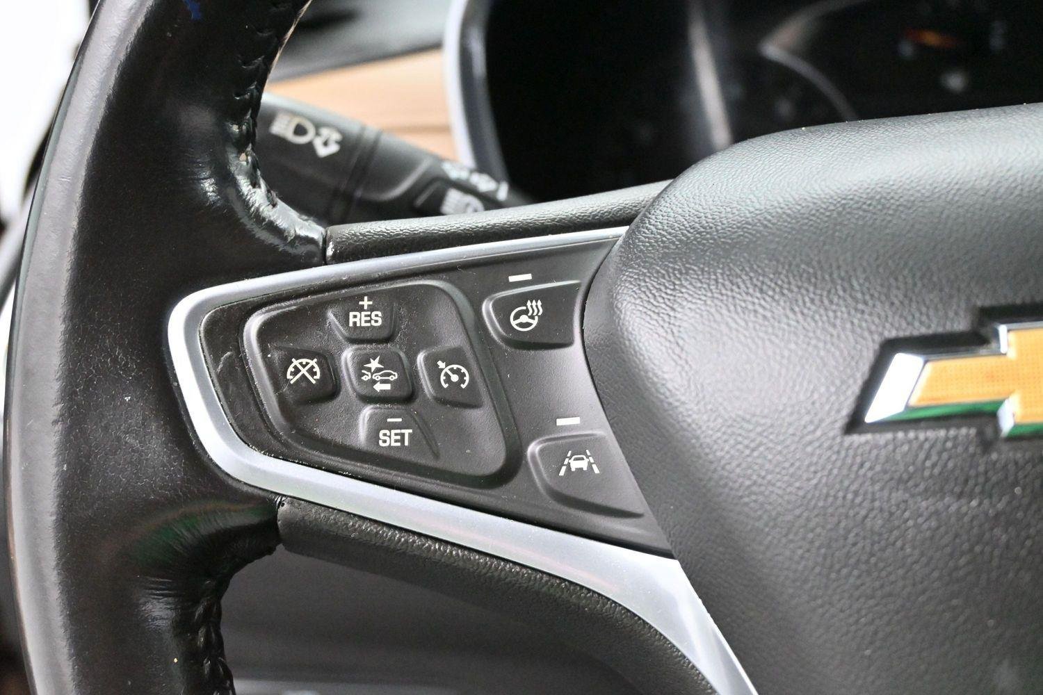 Used 2022 Iron Gray Metallic Chevrolet Premier image 20