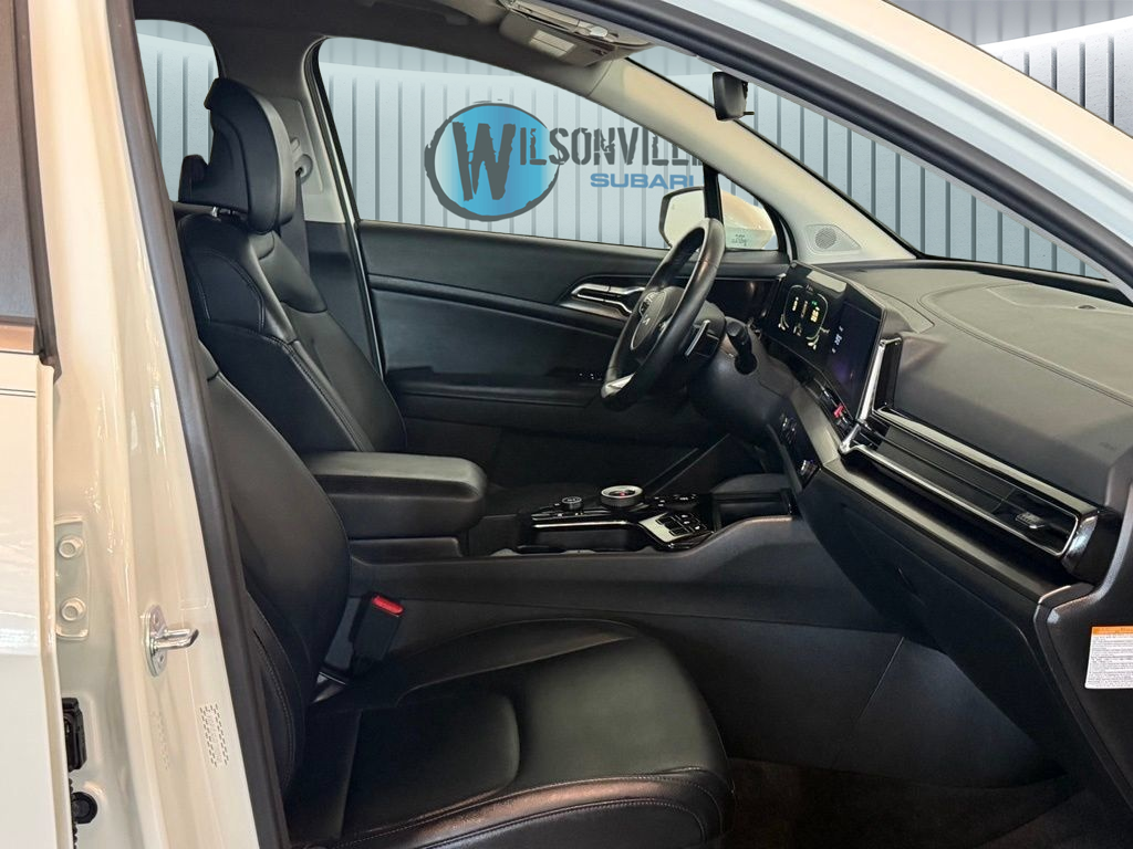 Used 2023 White Kia EX image 6