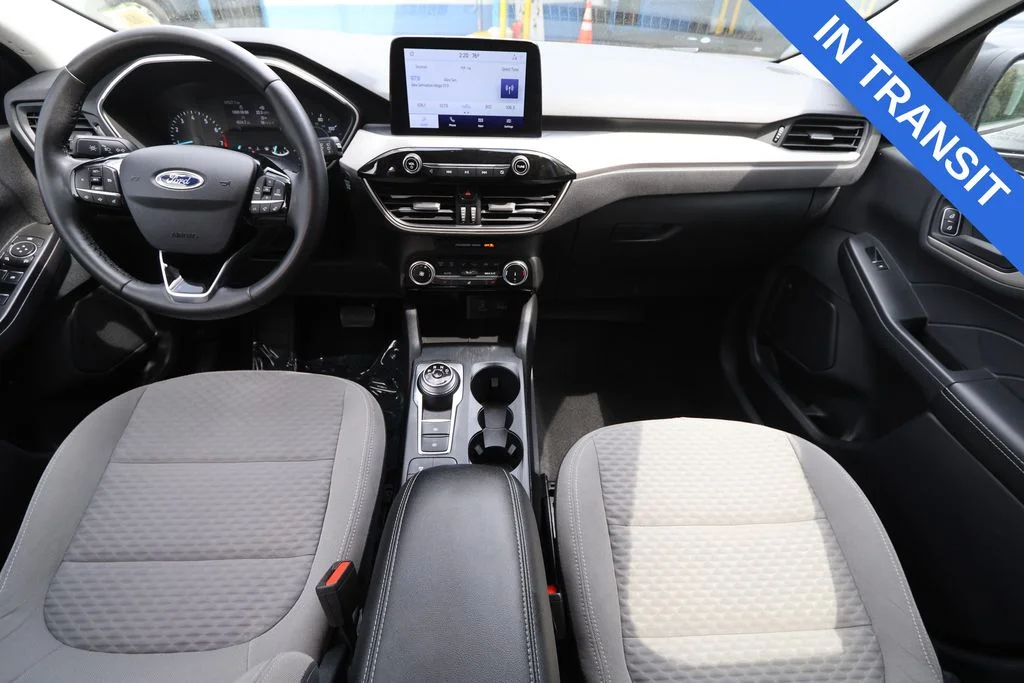 Used 2022 Silver Metallic Ford SE image 29
