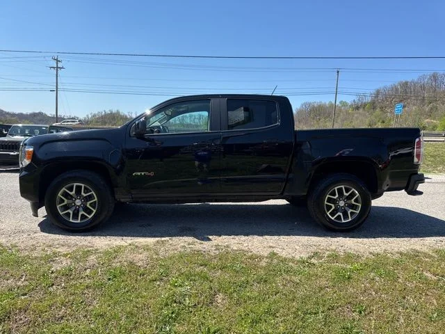 Used 2022 Black GMC AT4 w/Cloth image 6