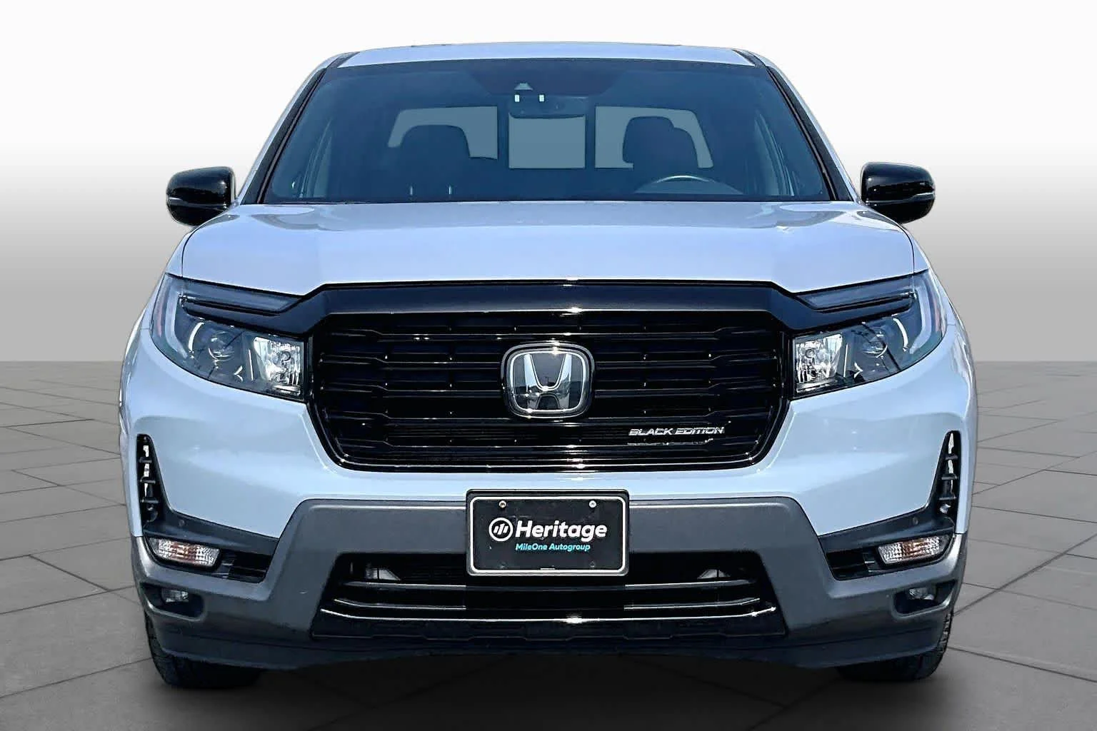 Used 2023 Sonic Gray Pearl Honda Black Edition image 4