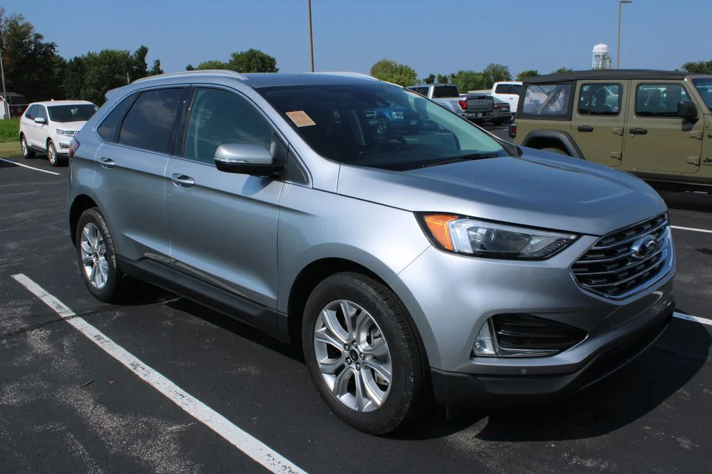Certified Used 2024 Silver Metallic Ford Titanium image 2
