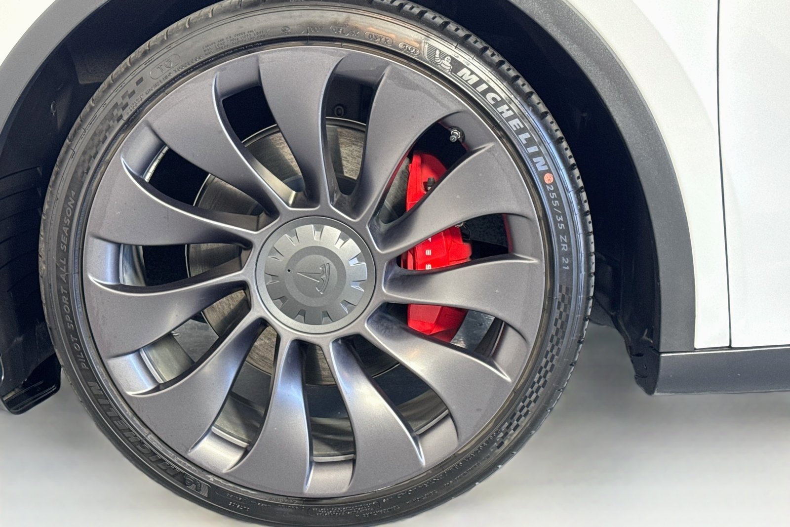 Used 2021 Pearl White Multi-Coat Tesla Performance image 29