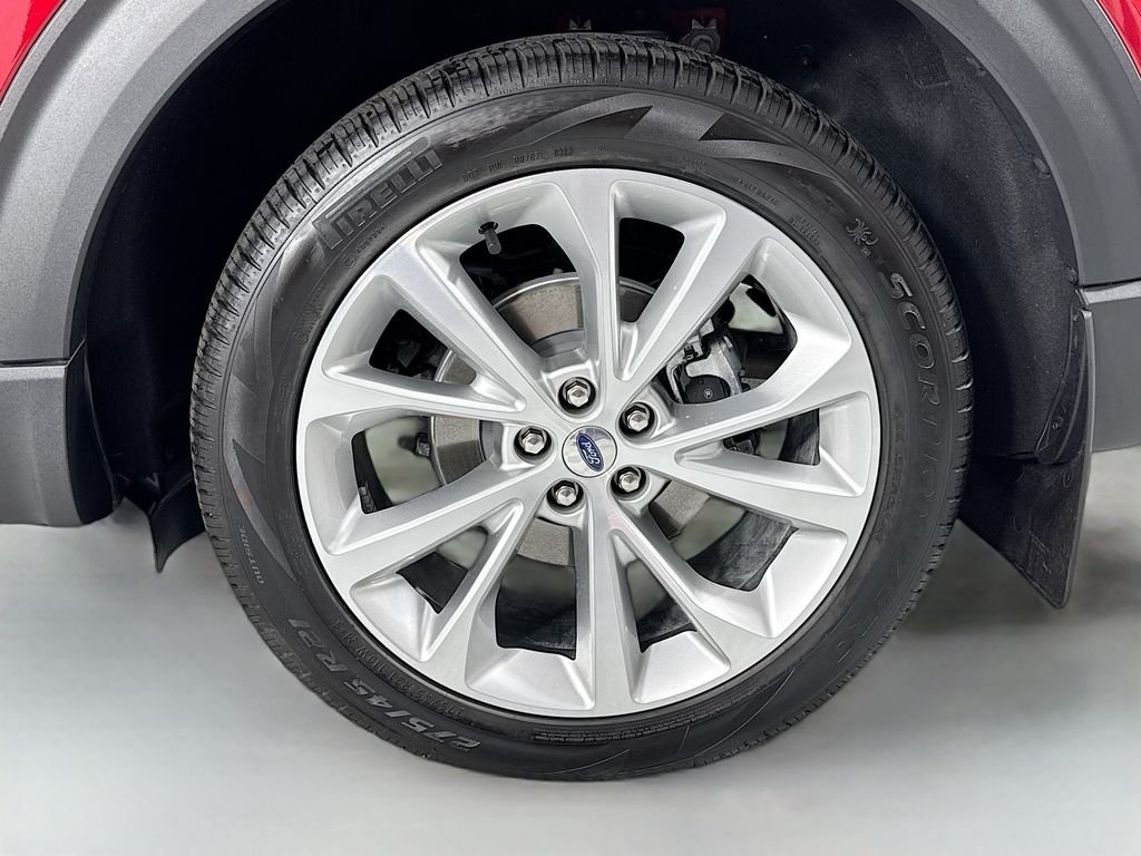 Used 2023 Red Ford Platinum image 34