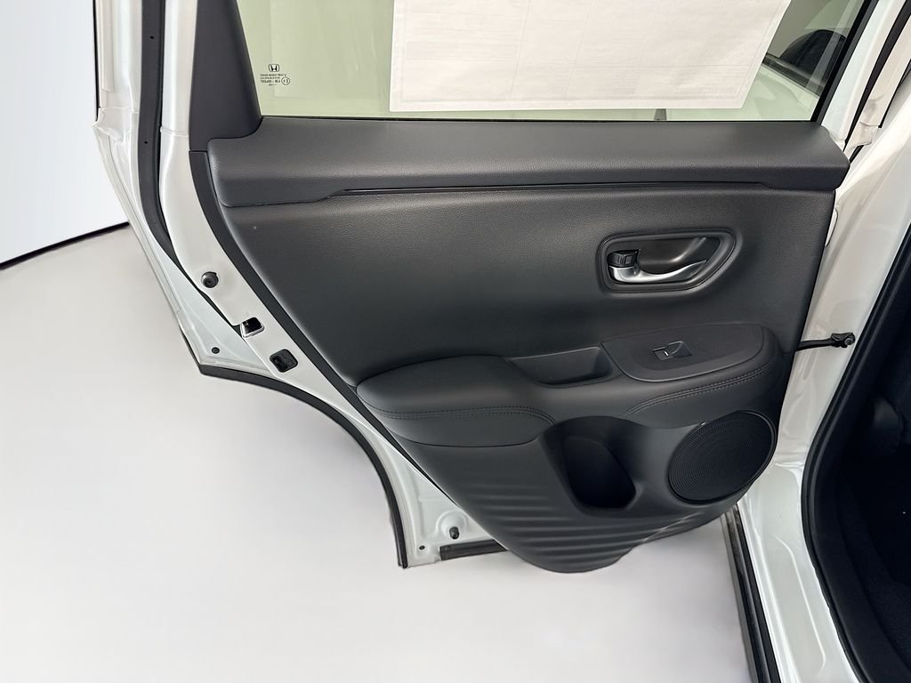 New 2027 Platinum White Pearl Honda LX image 26