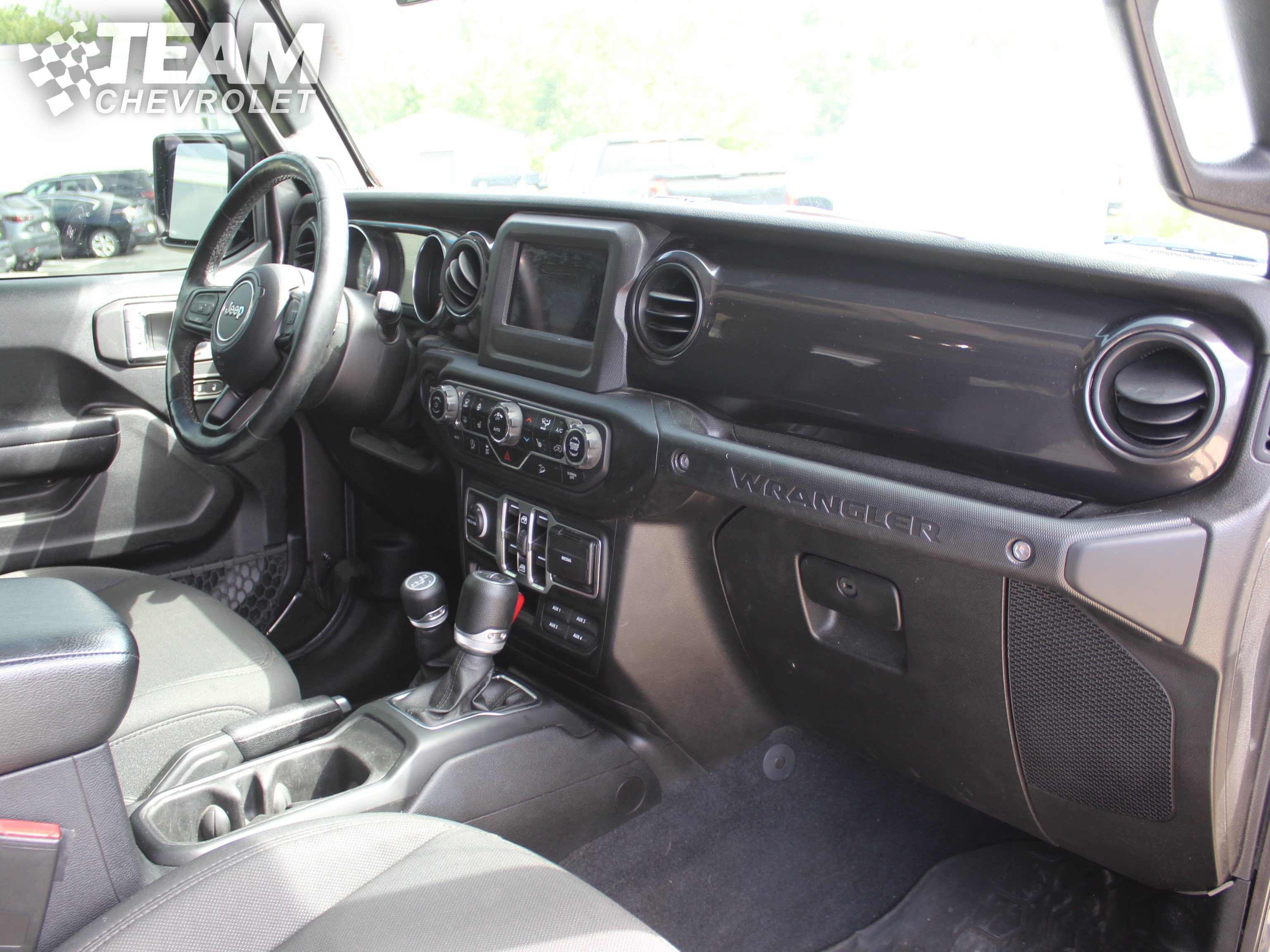 Used 2021 Gray Jeep Sport Altitude 4x4 image 28