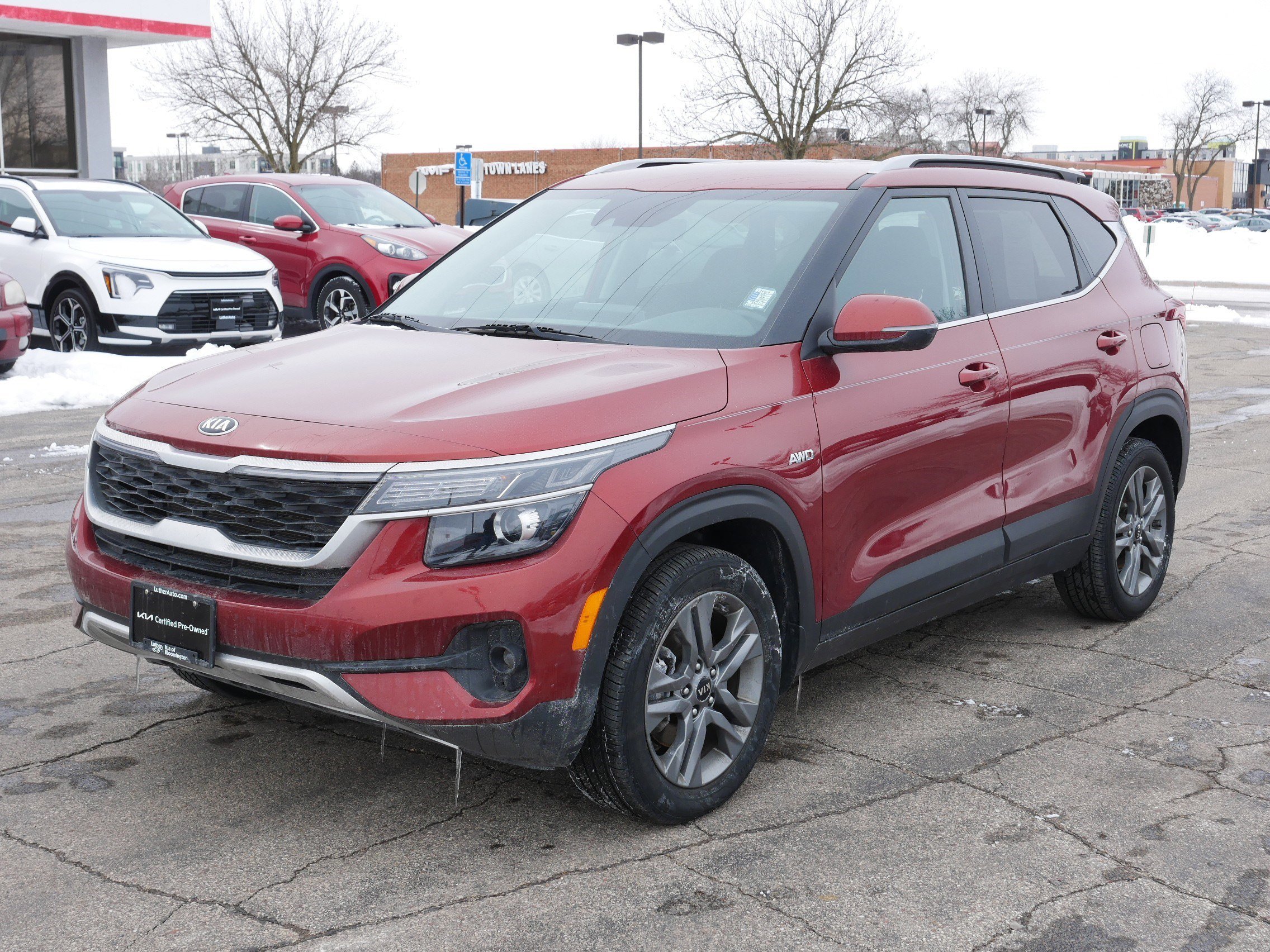 Certified 2021 Kia Seltos S with VIN KNDEUCAA2M7092521 for sale in Bloomington, Minnesota